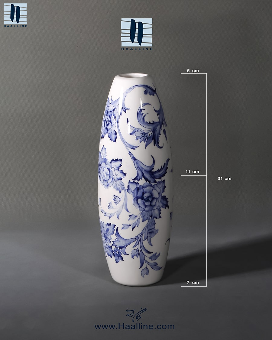 گلدان سرامیکی با طرح زیرلعابی آبی سفید هنری مدل کتیبه کد: KATIBEH-BW-B-3111