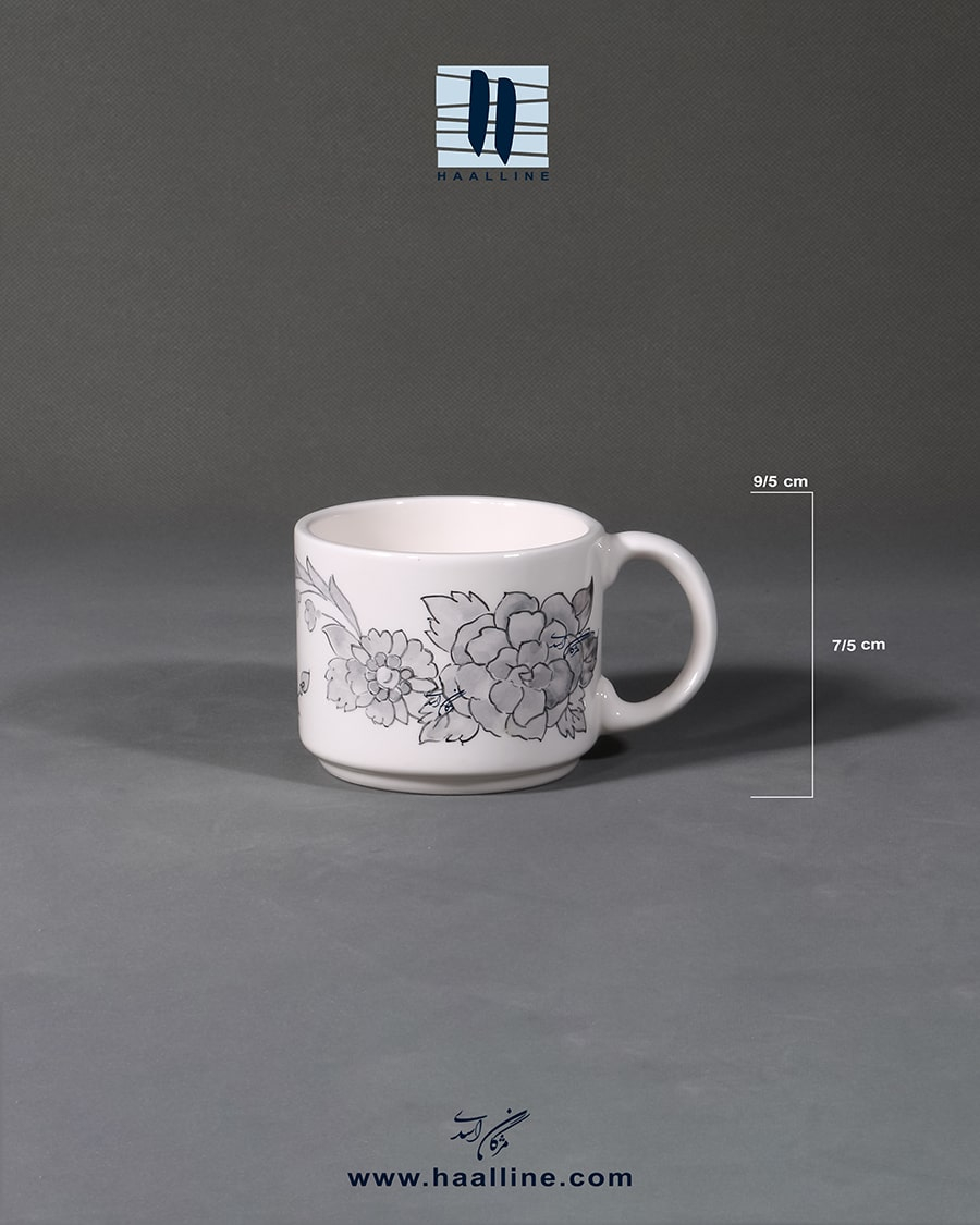 ماگ سرامیکی مدل 7595 با طرح گل فرنگ طوسی زیرلعابی طراحی و نقاشی با دست کد: MUG-M-7595